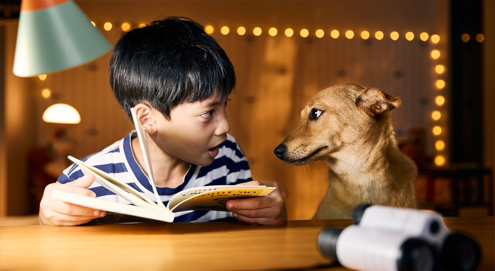 Đọc sách cùng cún