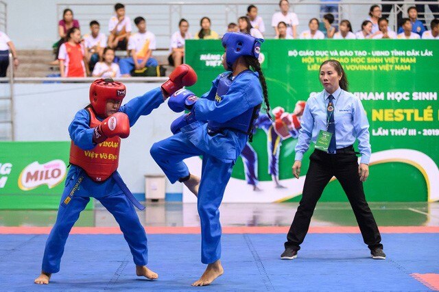 Bé thích vận động, tham gia các lớp học thể thao giúp hoạt động mùa hè của trẻ thêm nhiều ý nghĩa