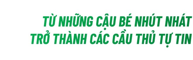 Hành trình thay đổi ngoạn mục của các cầu thủ nhí việt nam ở barcelona - 1