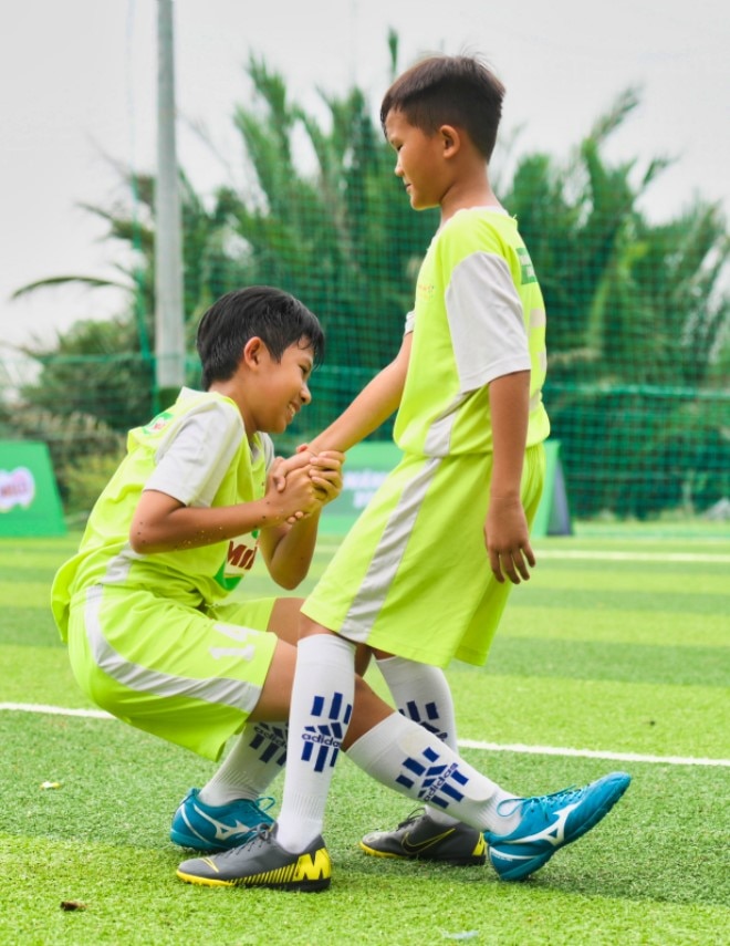 Hành trình thay đổi ngoạn mục của các cầu thủ nhí việt nam ở barcelona - 2