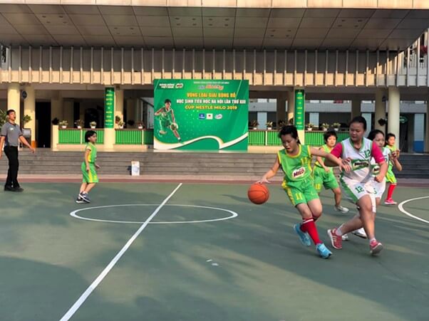 
Cân bằng việc bé học tập và bé tập thể dục thể thao có lợi thế nào với trẻ?
