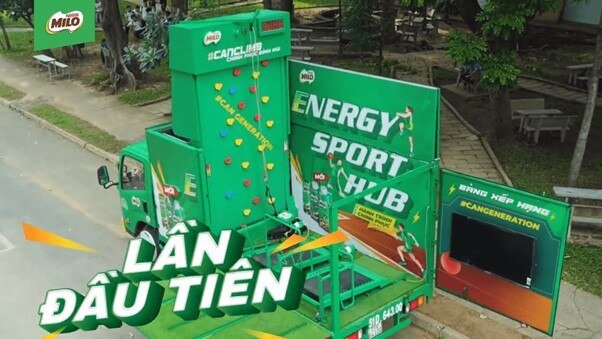 Chiếc xe lưu động MILO Energy Sport Hub lý thú thu hút sự chú ý của hàng nghìn bạn trẻ.