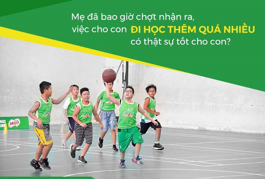 Ngược đời những bà mẹ quyết giảm giờ học thêm, tăng giờ chơi thể thao cho con