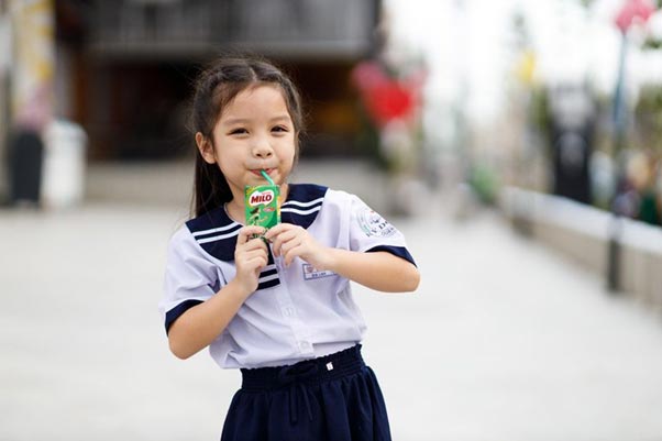 Sữa MILO cung cấp dưỡng chất và bổ sung năng lượng bền bỉ cho trẻ mỗi ngày.