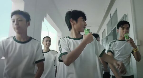 Giờ giải lao của bé chỉ khoảng 10-15 phút, mẹ nên ưu tiên cho những thực phẩm ăn nhanh gọn và tiện lợi trong sử dụng.