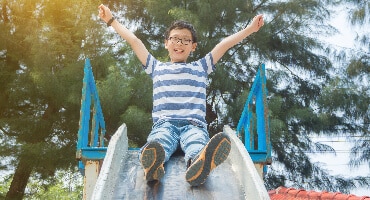 
PHÁT TRIỂN KỸ NĂNG QUA CÁC TRÒ CHƠI TRẺ EM
