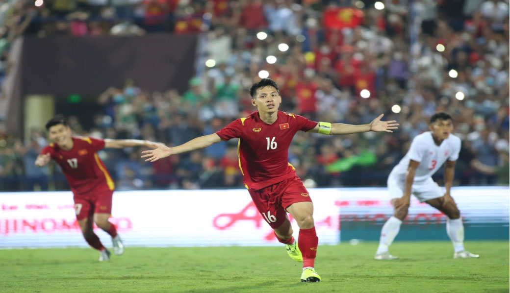 Đỗ Hùng Dũng vô địch SEA Games 31 nhờ ý chí và năng lượng bền bỉ