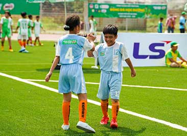 Rèn ý chí cho trẻ qua thể thao